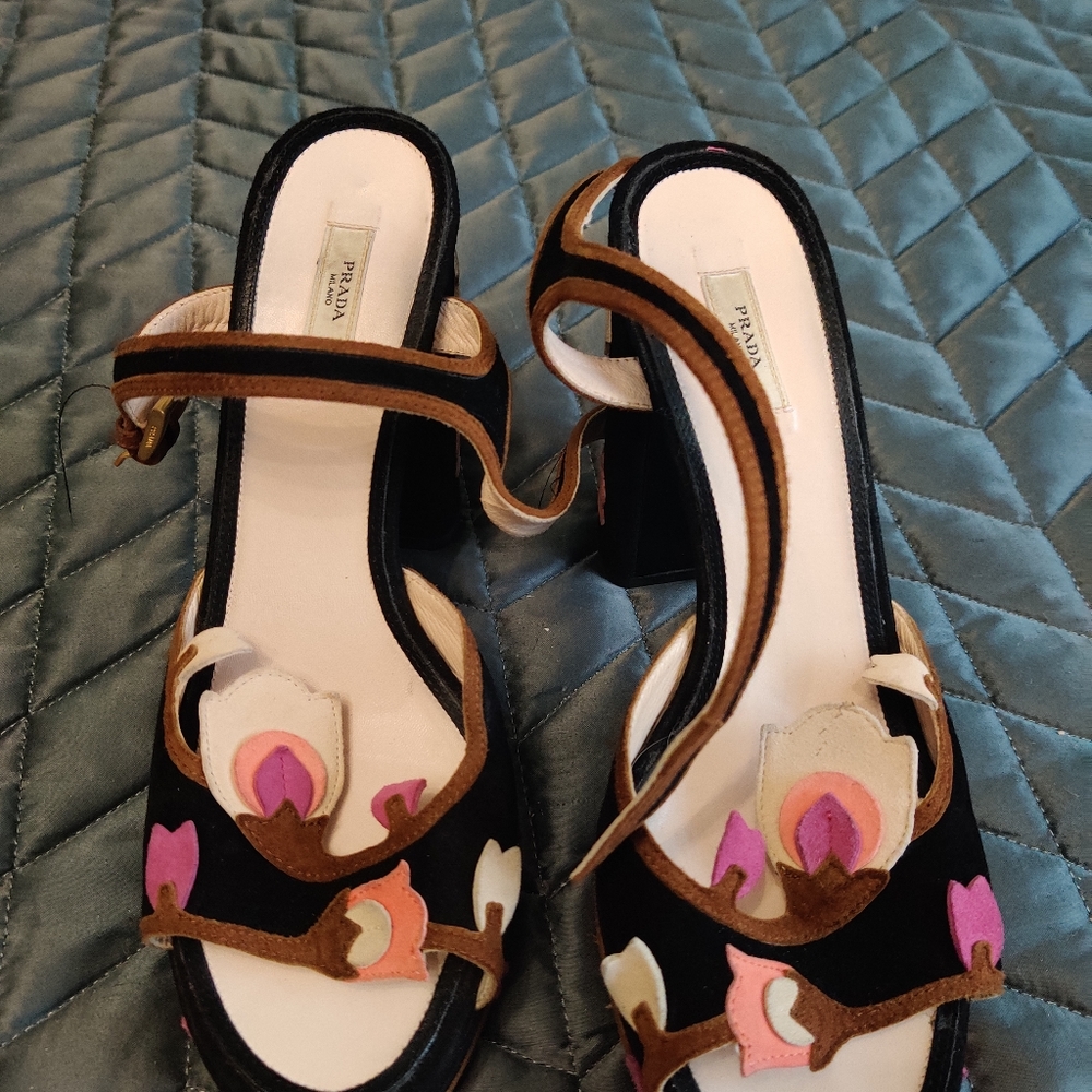 Sandal